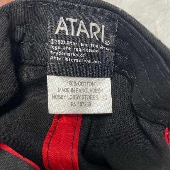 ATARI BLACK & RED SNAPBACK CAP NWOT - Picture 4 of 5